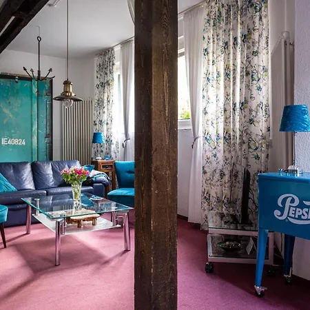 Strandvilla Hubertus - H7 - Maisonette Kandinsky Mit Seitlichem Meerblick Parkplatz Wlan Voll Ausgestattete Kueche Garten Grillplatz Waldbaden Familie Suedlage Apartament Boltenhagen (Ostseebad)