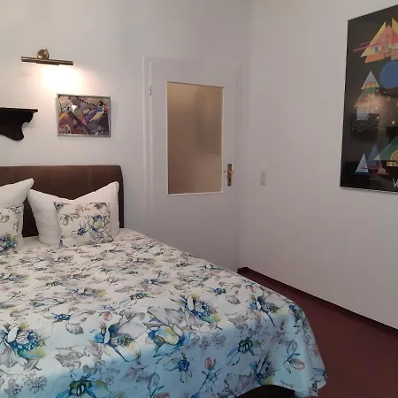 Strandvilla Hubertus - H7 - Maisonette Kandinsky Mit Seitlichem Meerblick Parkplatz Wlan Voll Ausgestattete Kueche Garten Grillplatz Waldbaden Familie Suedlage *
