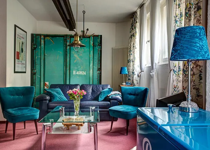 Strandvilla Hubertus - H7 - Maisonette Kandinsky Mit Seitlichem Meerblick Parkplatz Wlan Voll Ausgestattete Kueche Garten Grillplatz Waldbaden Familie Suedlage Boltenhagen (Ostseebad)