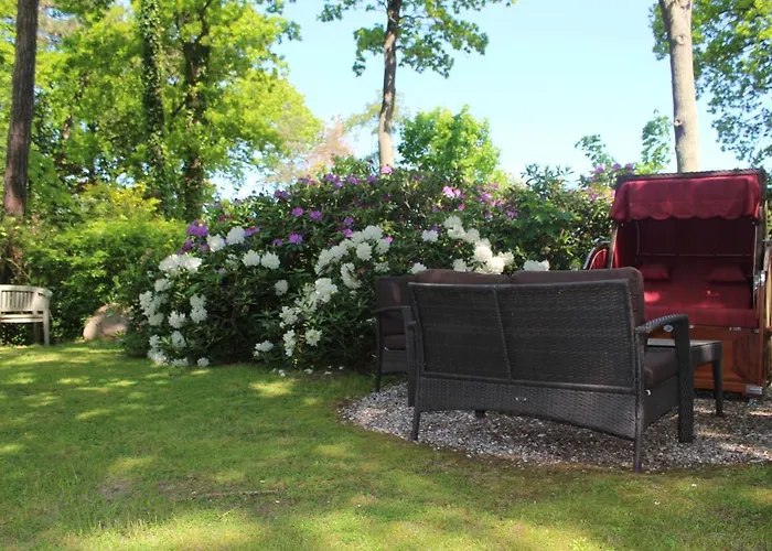 Strandvilla Hubertus - H7 - Maisonette Kandinsky Mit Seitlichem Meerblick Parkplatz Wlan Voll Ausgestattete Kueche Garten Grillplatz Waldbaden Familie Suedlage